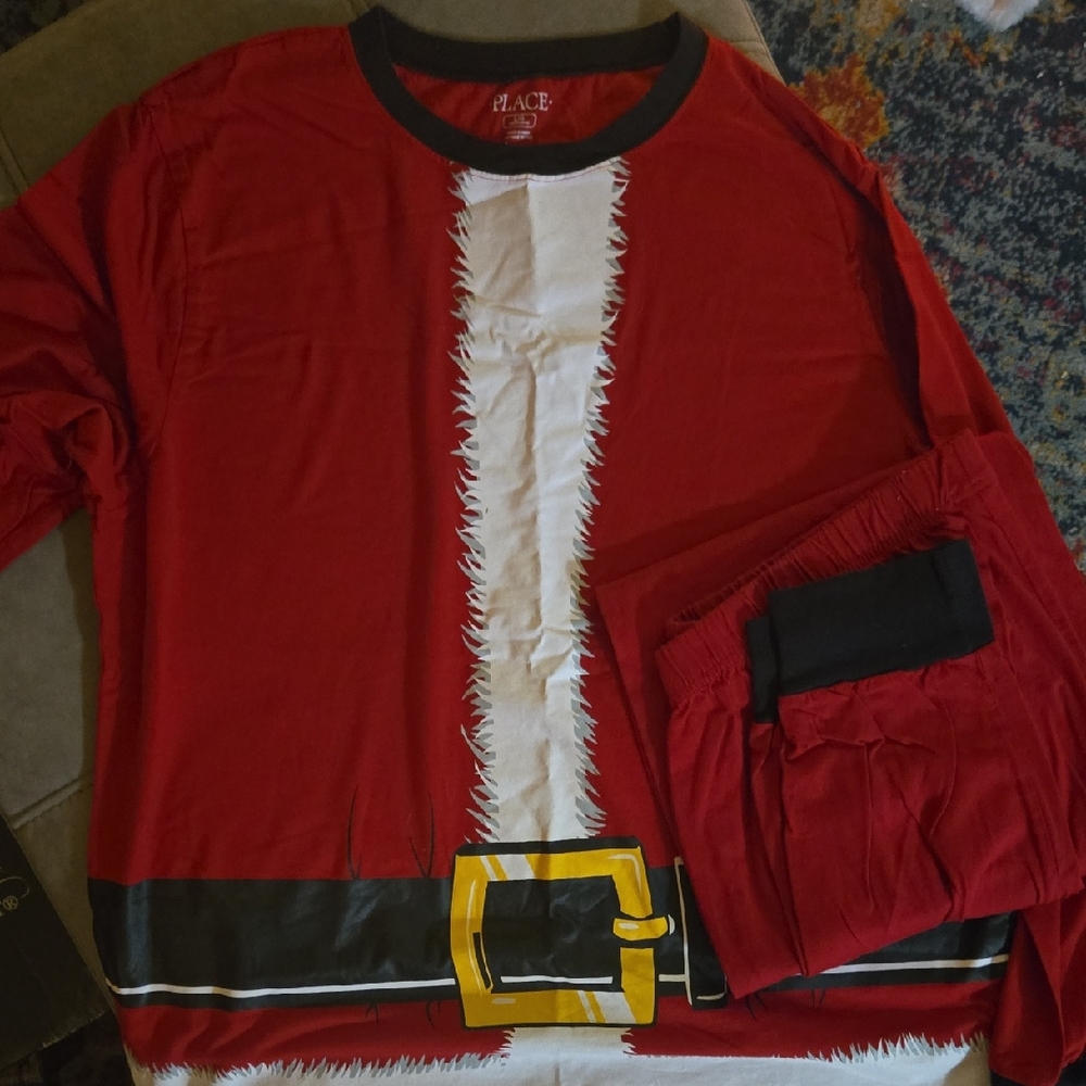 Childrens Place Santa  Red and Black Pajama Set Size Large